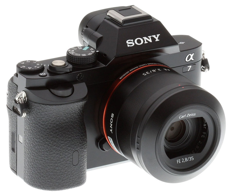 Deal : $200 Savings on the Sony A7 Camera